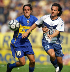 2002:  Boca le ganó a Vélez Sársfield 2 a 0 