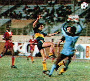 1981:  Boca le ganó a Stade Abidjan (Costa de Marfil) 5 a 2 